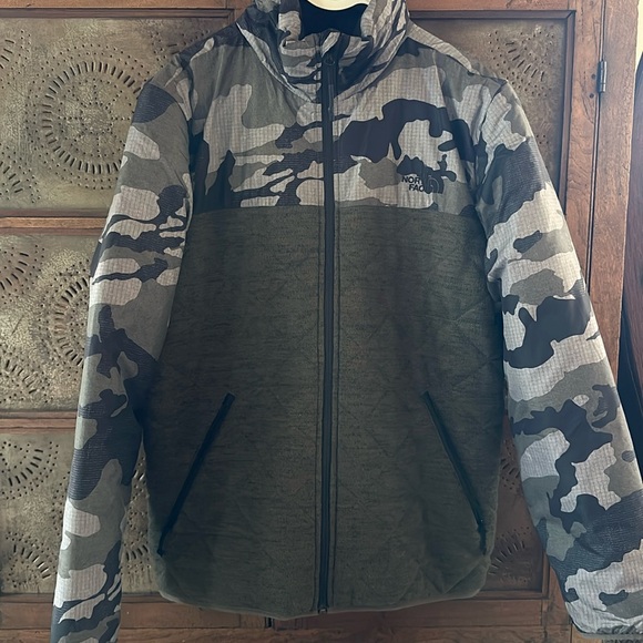 The North Face Other - The North Face Insulated Jacket - Men’s Size Medium